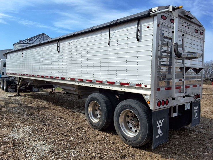 2017-wilson-hopper-bottom-image-26