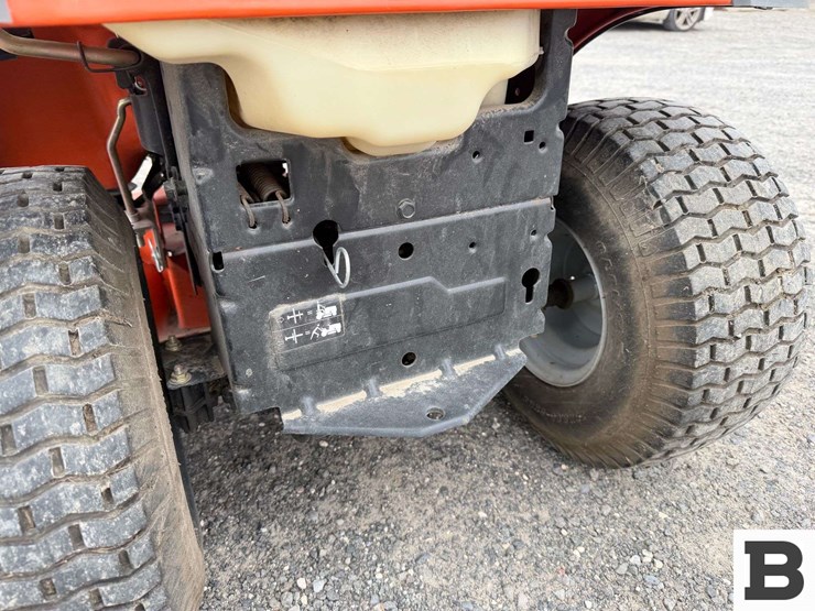 husqvarna-yta24v48-lawn-mower-image-15