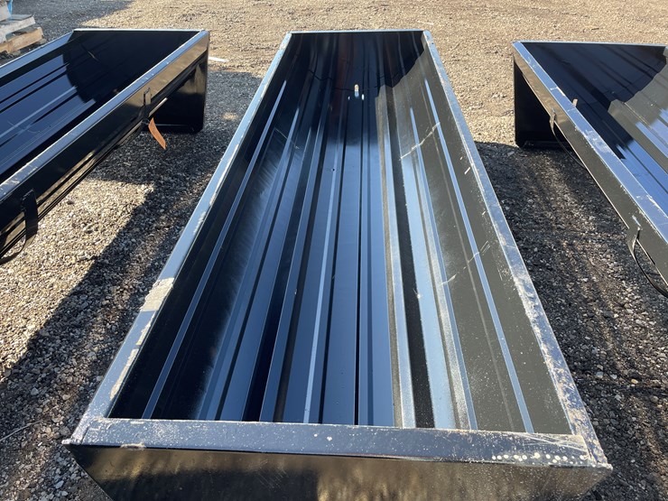 #3011-•-cattle-feed-trough-image-4