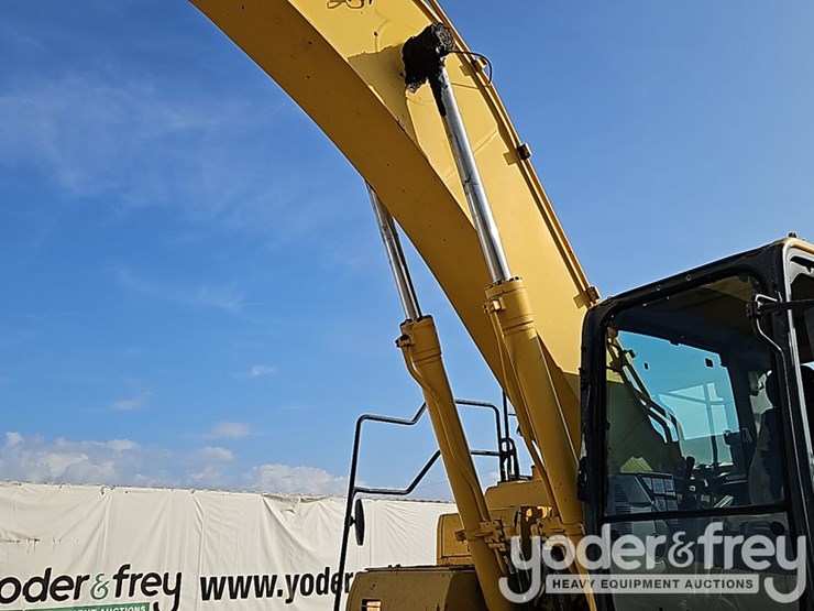 2016-komatsu-pc360-lc-11-image-18