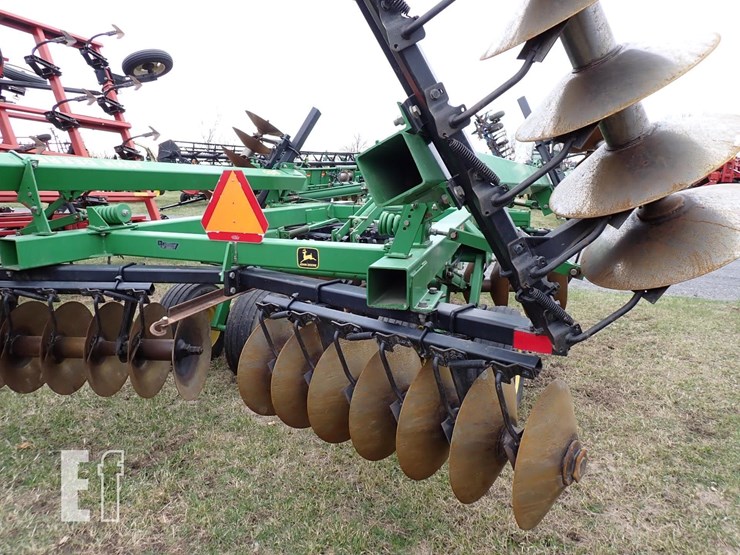 john-deere-630-image-8