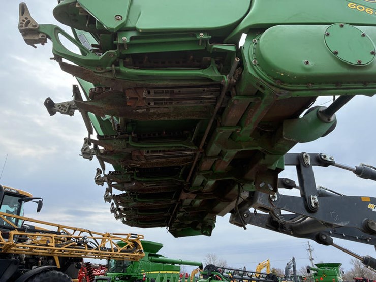 2009-john-deere-606c-image-22