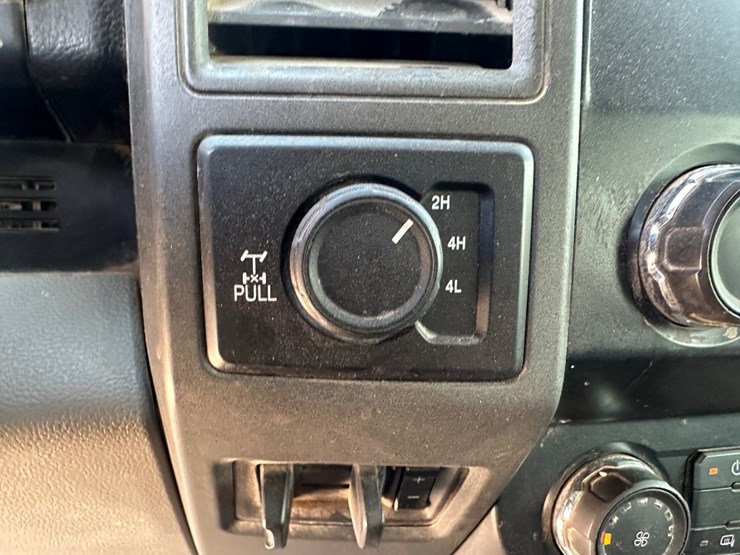 2019-ford-f250-image-10