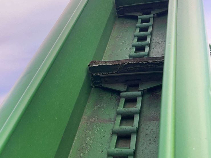 john-deere-227-image-53