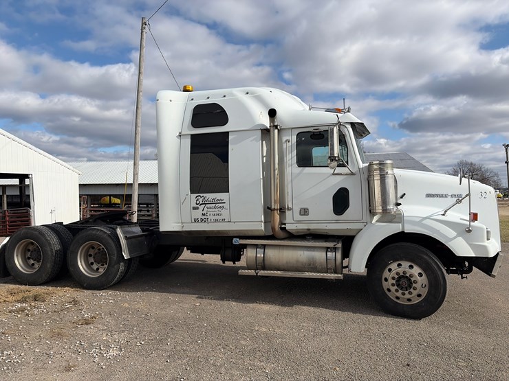 2007-western-star-4900-image-2