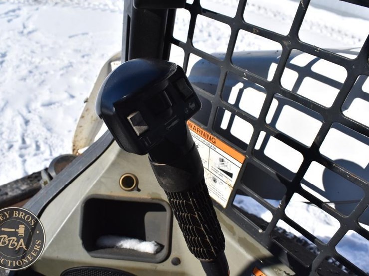 2016-bobcat-t650-image-53