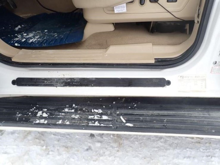 2009-lincoln-navigator-image-31