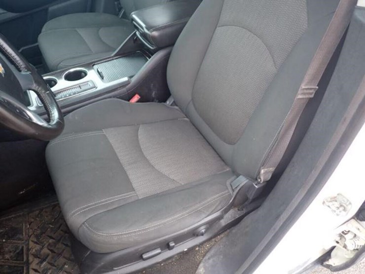 2015-chevrolet-traverse-image-16