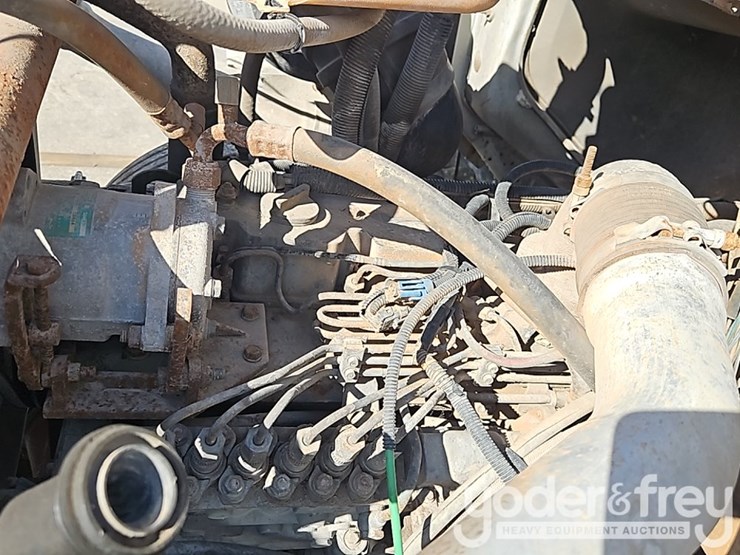 1995-ford-l8000-image-24