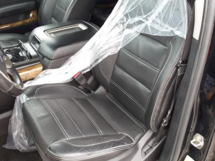 2016-gmc-yukon-denali-image-17