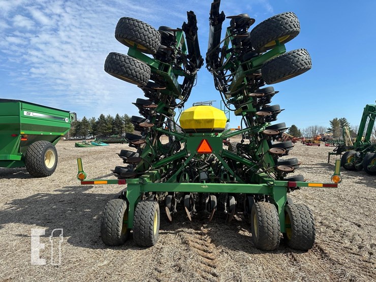 john-deere-1890-image-7