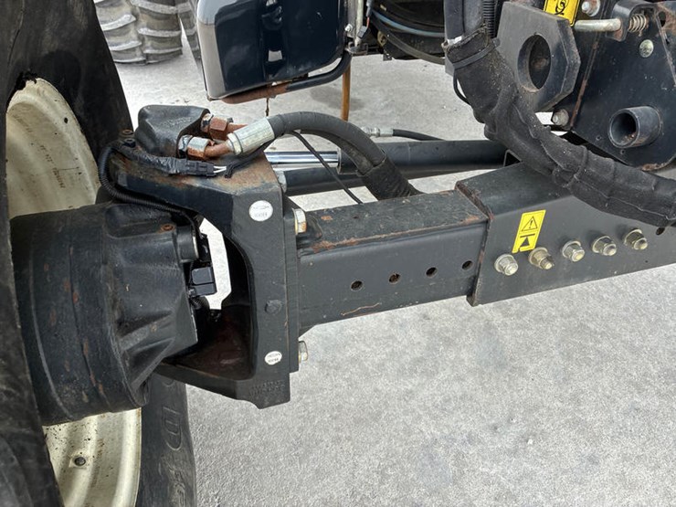 2009-new-holland-cr9060-image-45