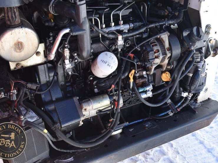 2016-bobcat-t650-image-44