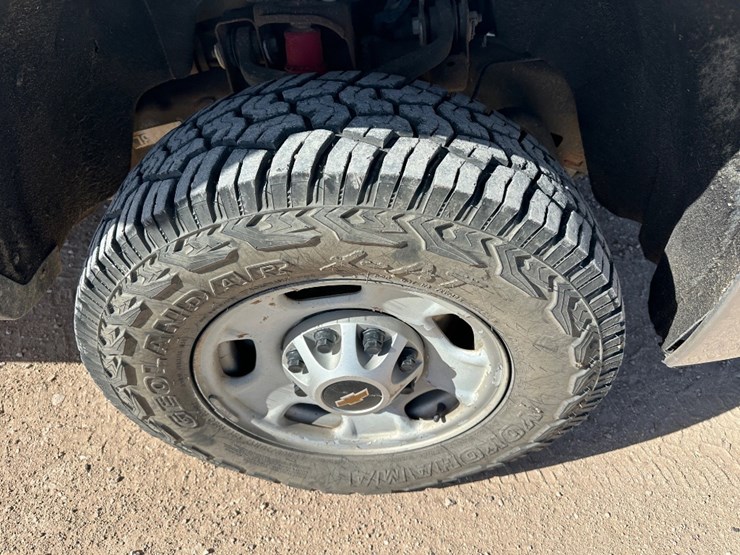 2019-chevrolet-silverado-2500hd-image-4