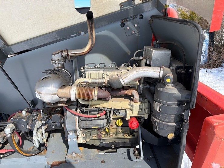 2016-skyjack-sj45t-image-11