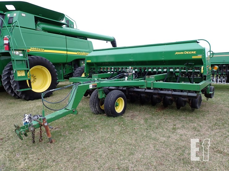 john-deere-1590-image-1