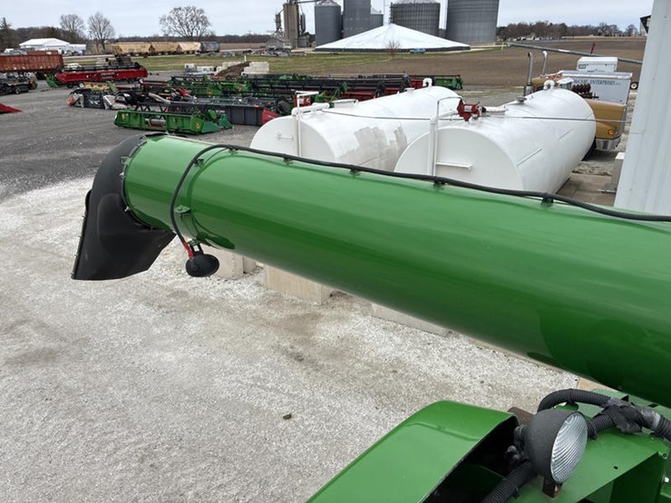 2014-john-deere-s670-image-85