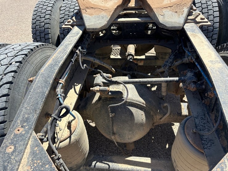 2020-western-star-4900-image-7