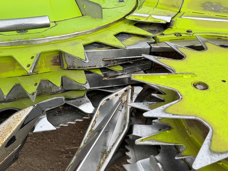 claas-orbis-750-image-13