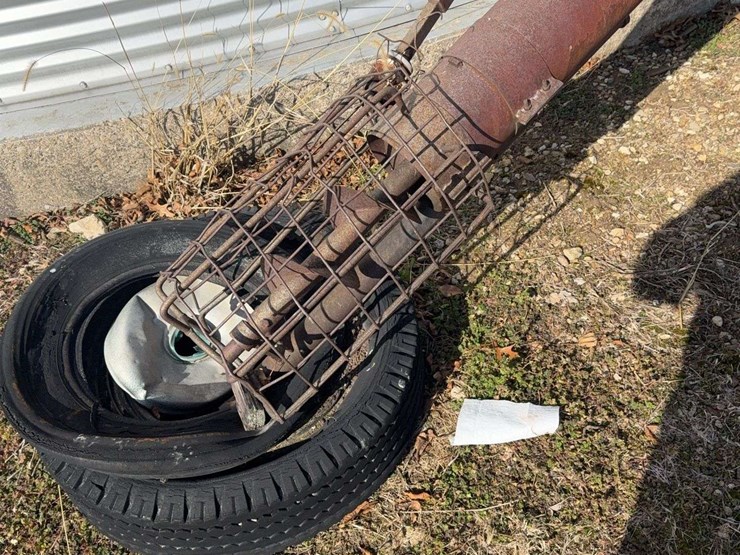 hutchinson-8x57-image-2