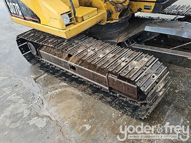 caterpillar-307c-image-13