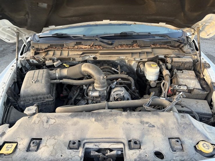 2016-dodge-2500-image-17