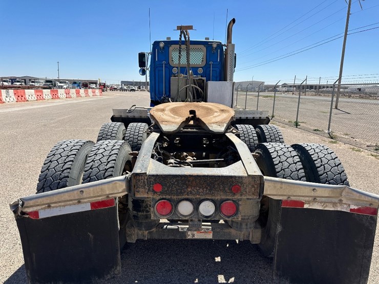 2020-western-star-4900-image-6