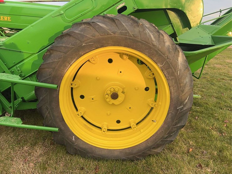 john-deere-227-image-35