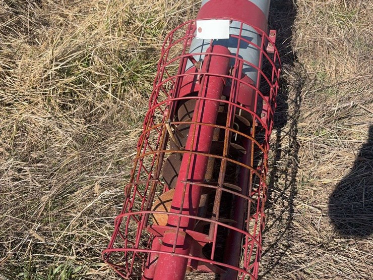 hutchinson-10x61-image-3