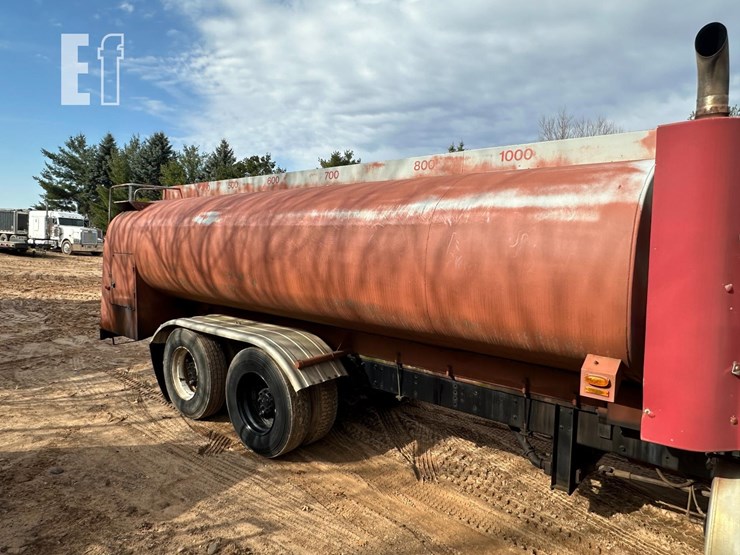 1900-white/gmc-fuel-truck-9618-image-5