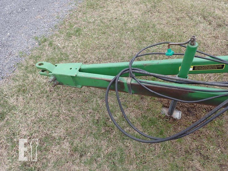 john-deere-630-image-17