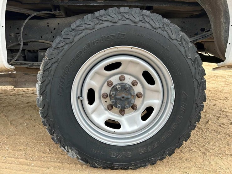 2016-ford-f250-xl-image-11