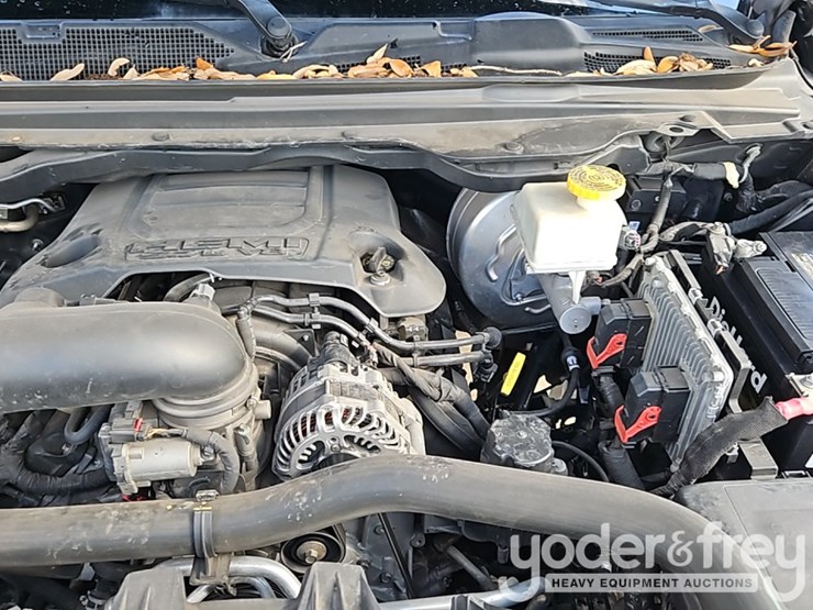 2021-dodge-ram-1500-image-16