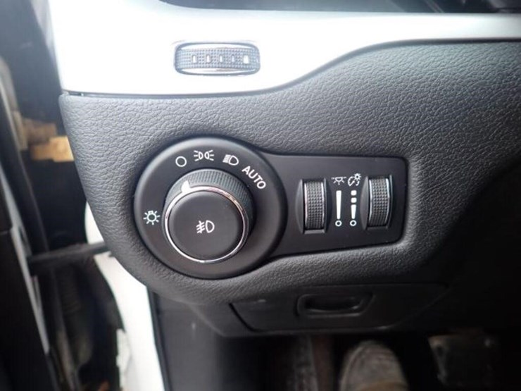 jeep-cherokee-image-21