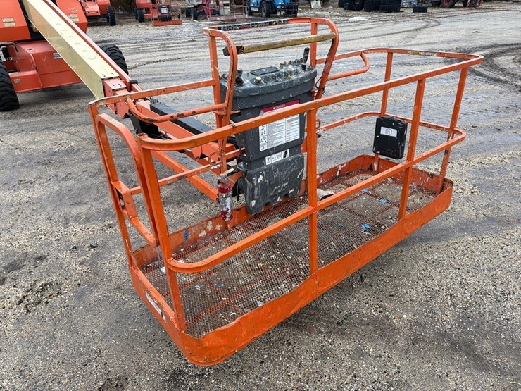 jlg-660sj-image-11