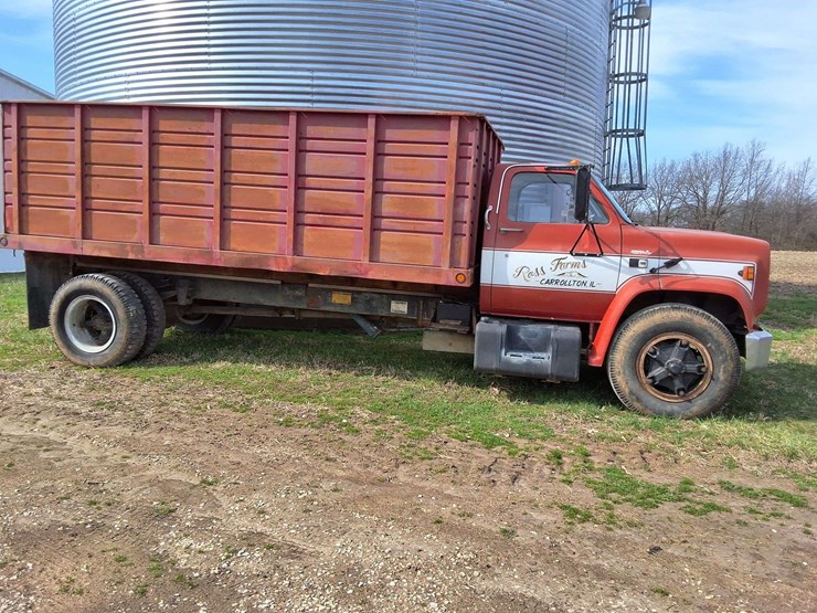 1989-gmc-7000-image-12