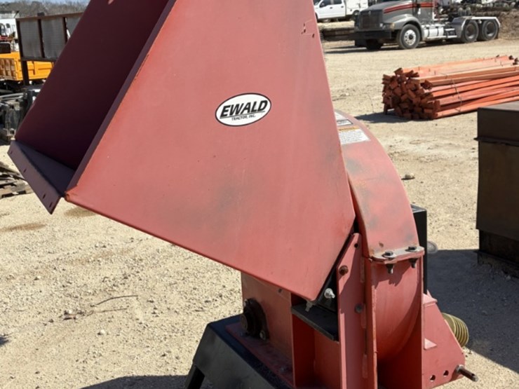 3-point-bear-cat-71854-wood-chipper-image-3