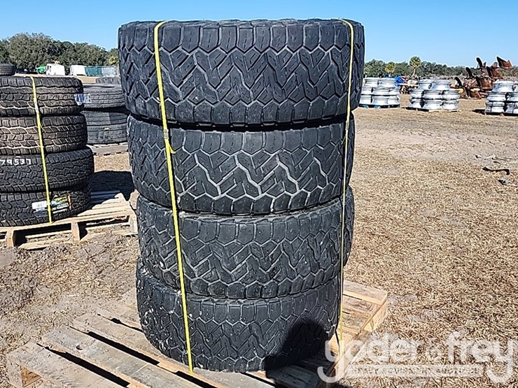 recon-grapple-a/t-tires,-295/60/r20-image-4