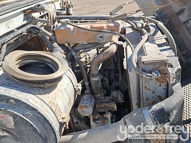 1995-ford-l8000-image-20