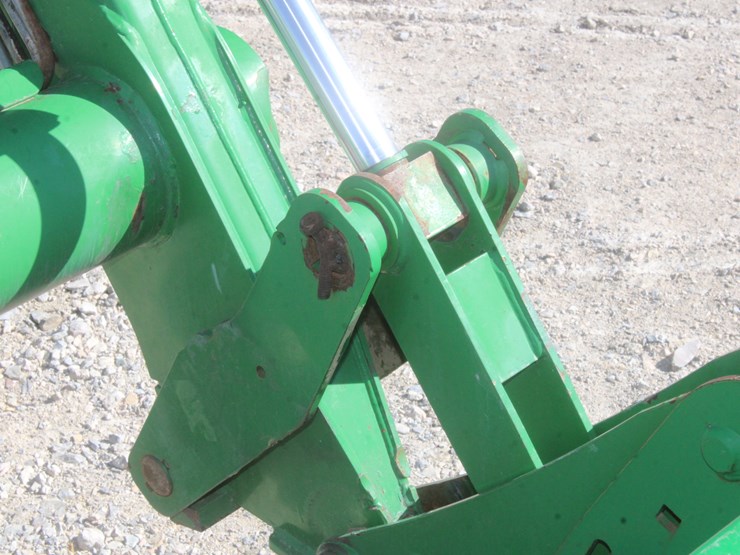 2004-john-deere-7320-image-20