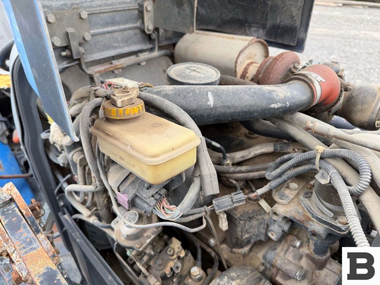 2002-new-holland-tn75v-image-56