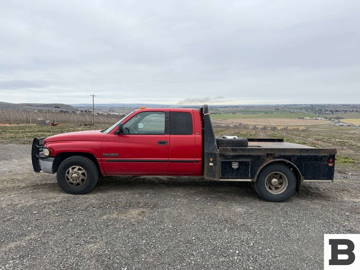 dodge-ram-3500-image-2