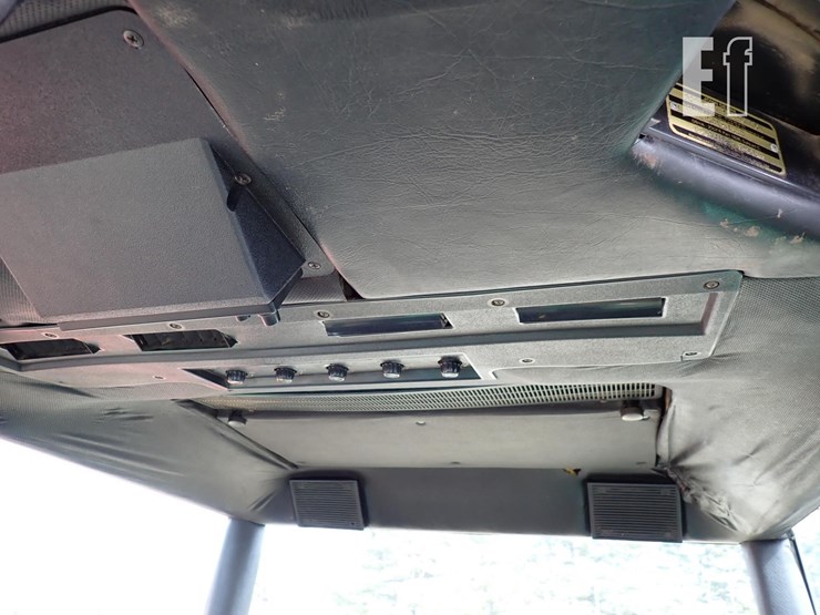 john-deere-4440-image-16