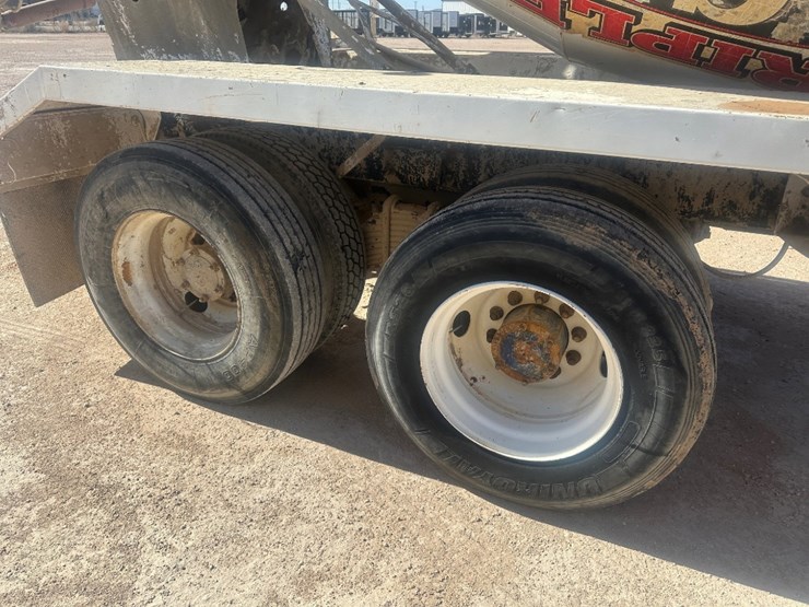 2005-mack-cv713-mixer-truck-image-6