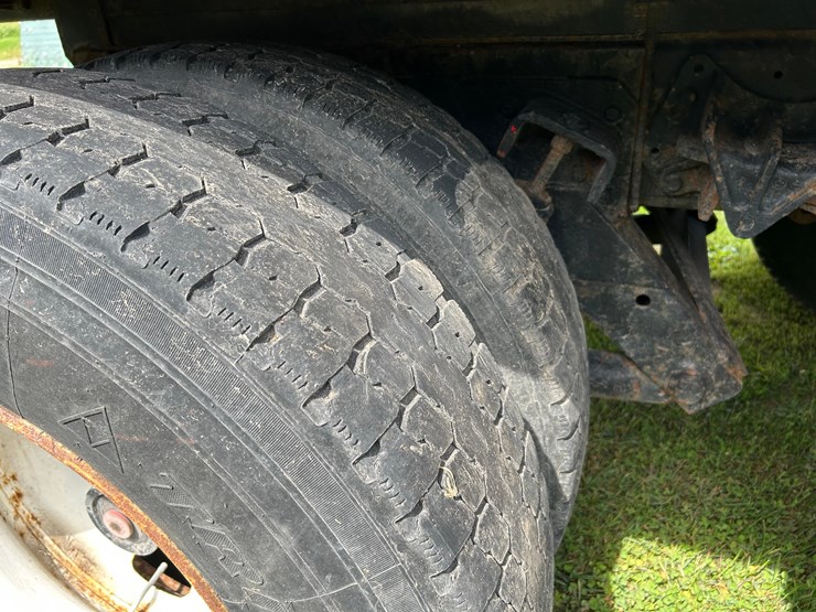 1995-case-ih-4900-image-9