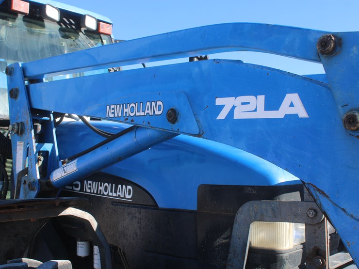 new-holland-tm125-image-49