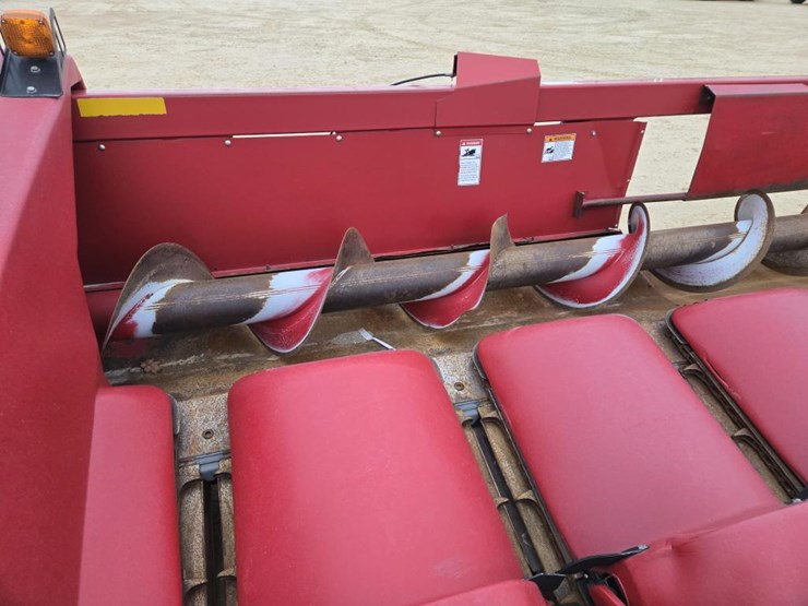 case-ih-3208-image-4