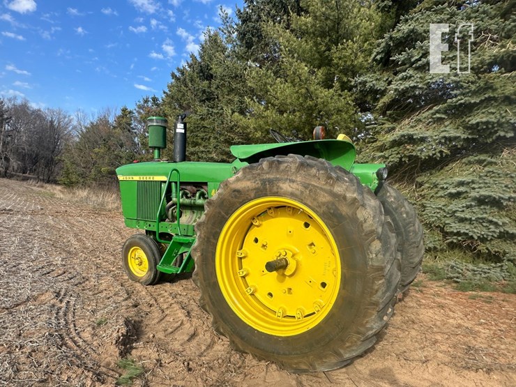 john-deere-4010-image-2
