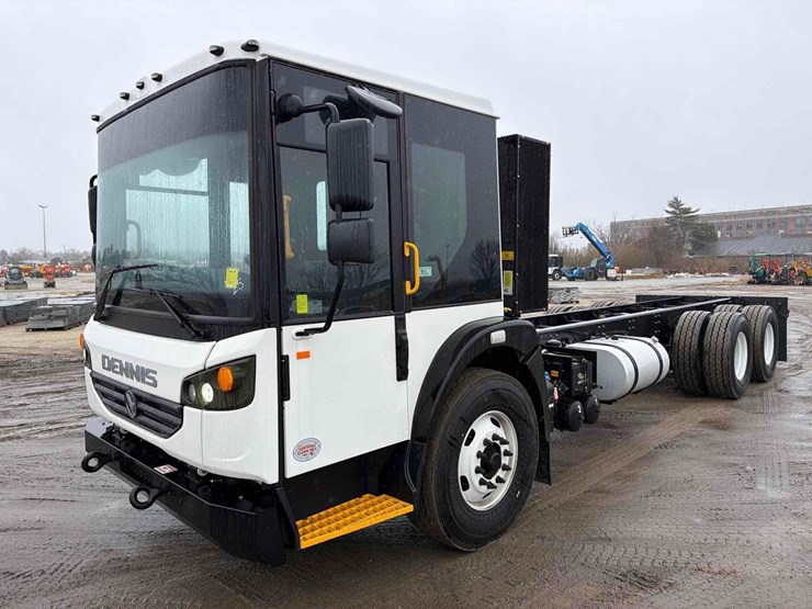 2025-dennis-eagle-proview-image-2