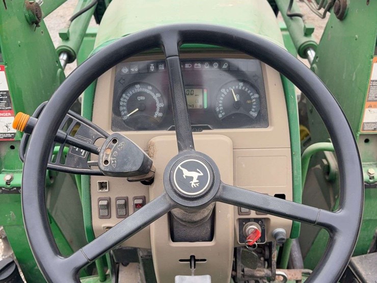 2004-john-deere-6420-image-23
